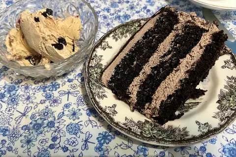 Eggfree Cake Box photo 1